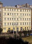 отель Merkur в центре Праги, внешний вид